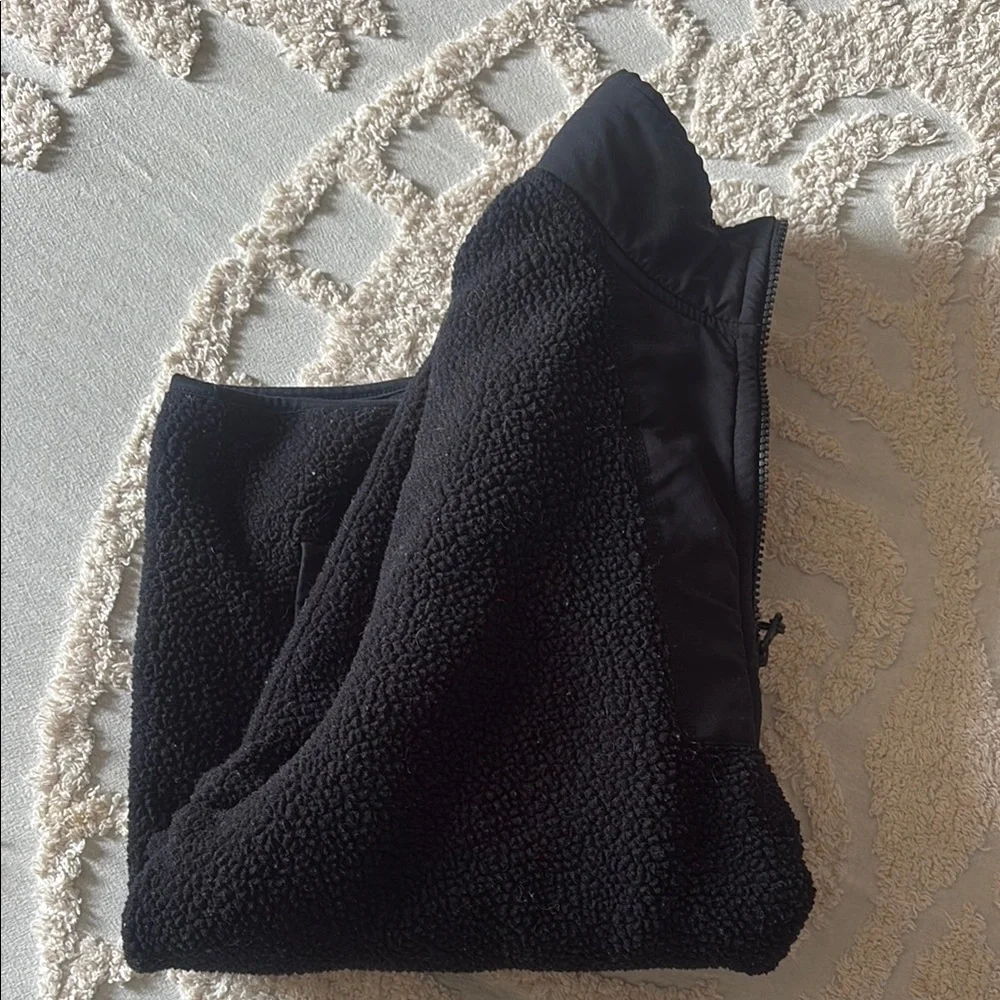 LAST CHANCE Black Fleece Quarter Zip Pullover - Picture 4 of 4